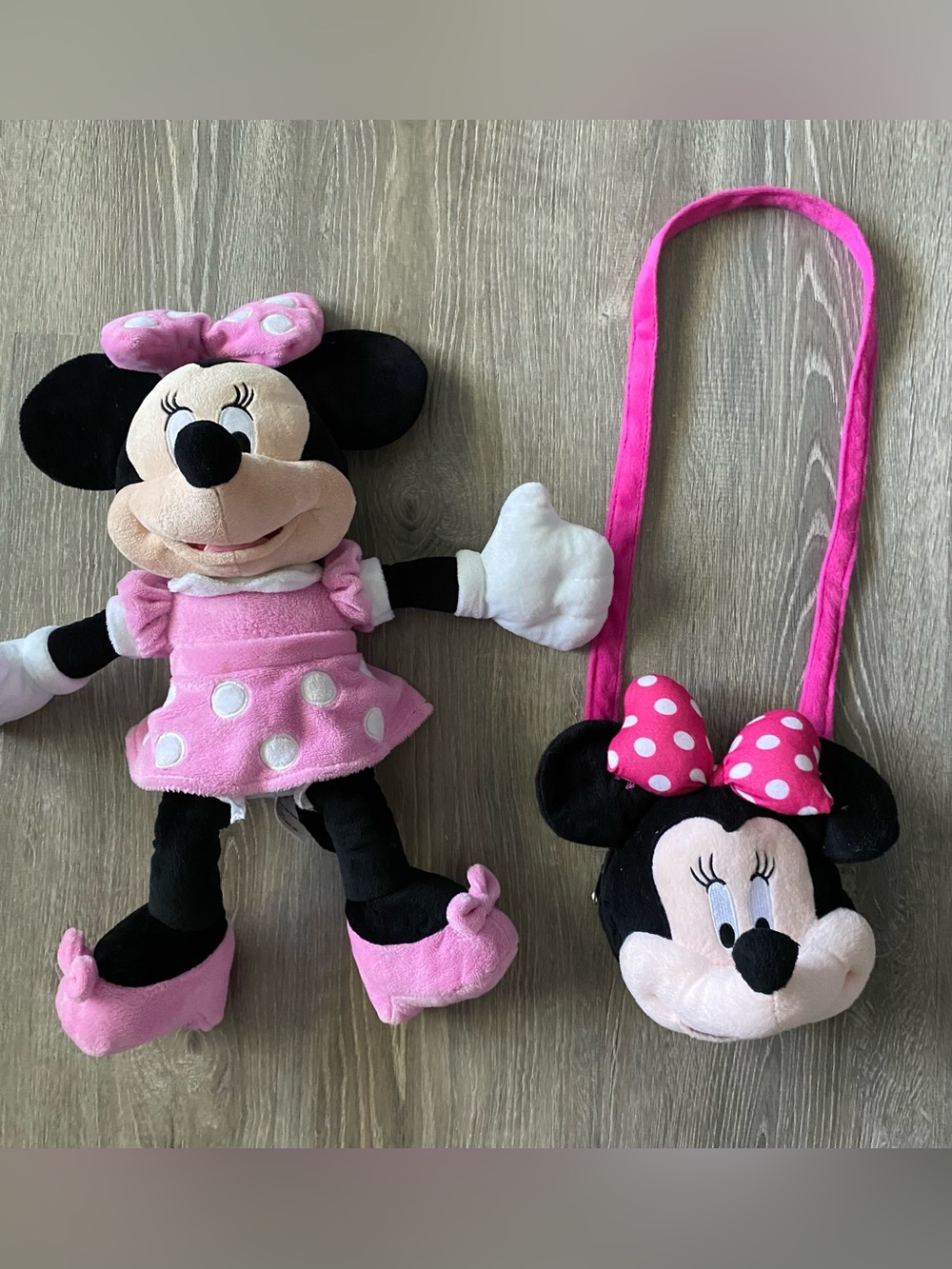 Disney Minnie Mouse 19”  Plush And Minnie Mouse 8” Plush Handbag Pink Bow